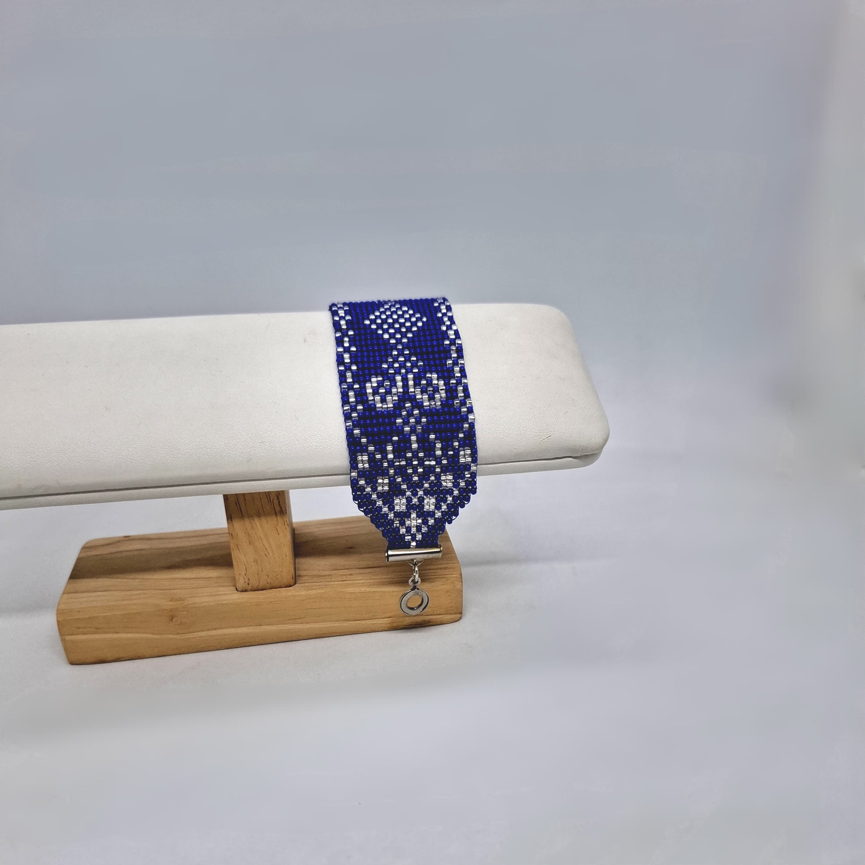 Синій браслет з бісеру “Літня ніч” 1