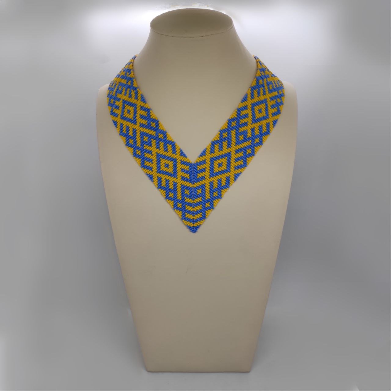 Кутовий гердан у жовто – блакитних кольорах “традиції”