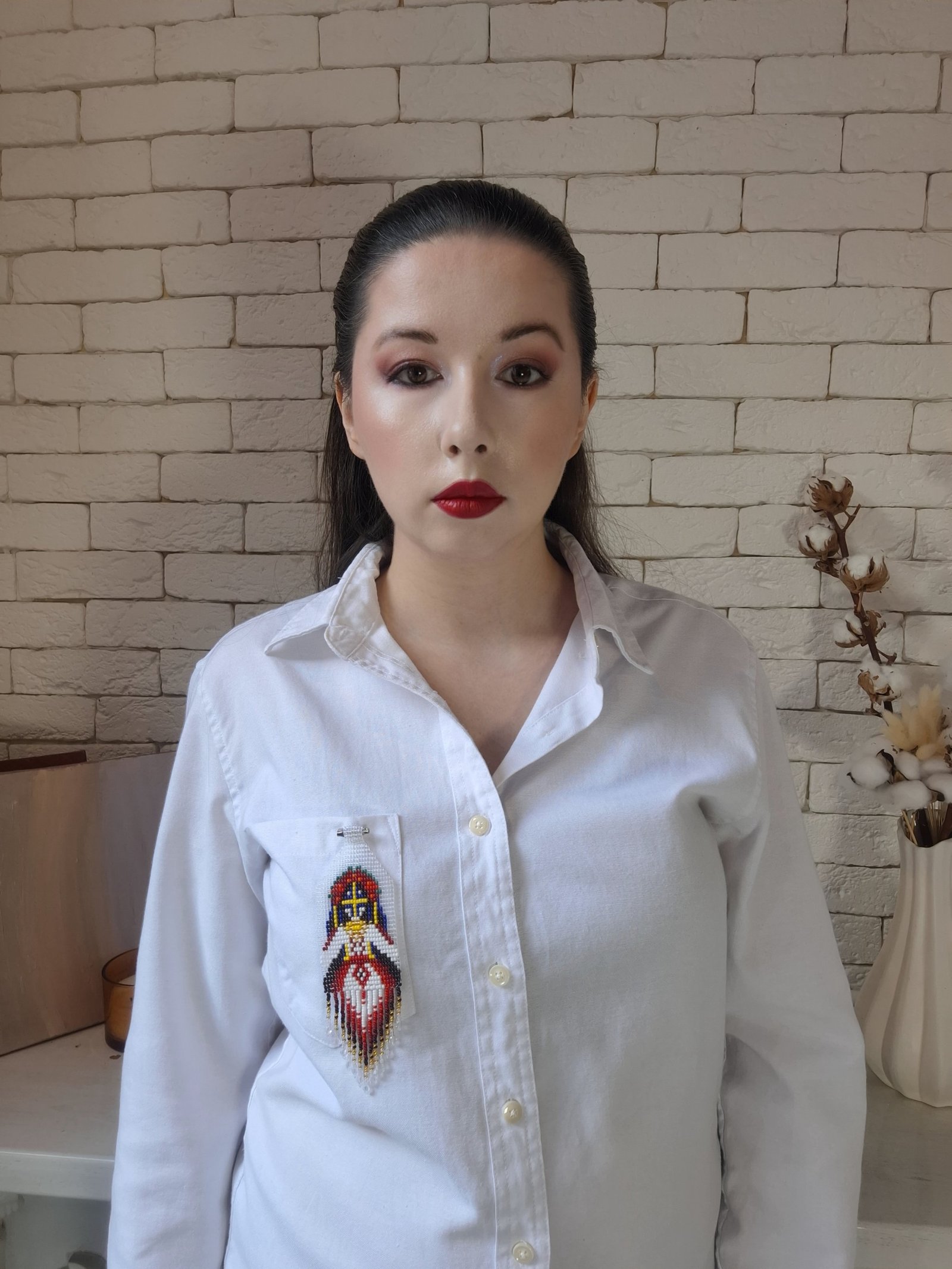 Котильйон з бісеру “Мотанка з черовним вінком”